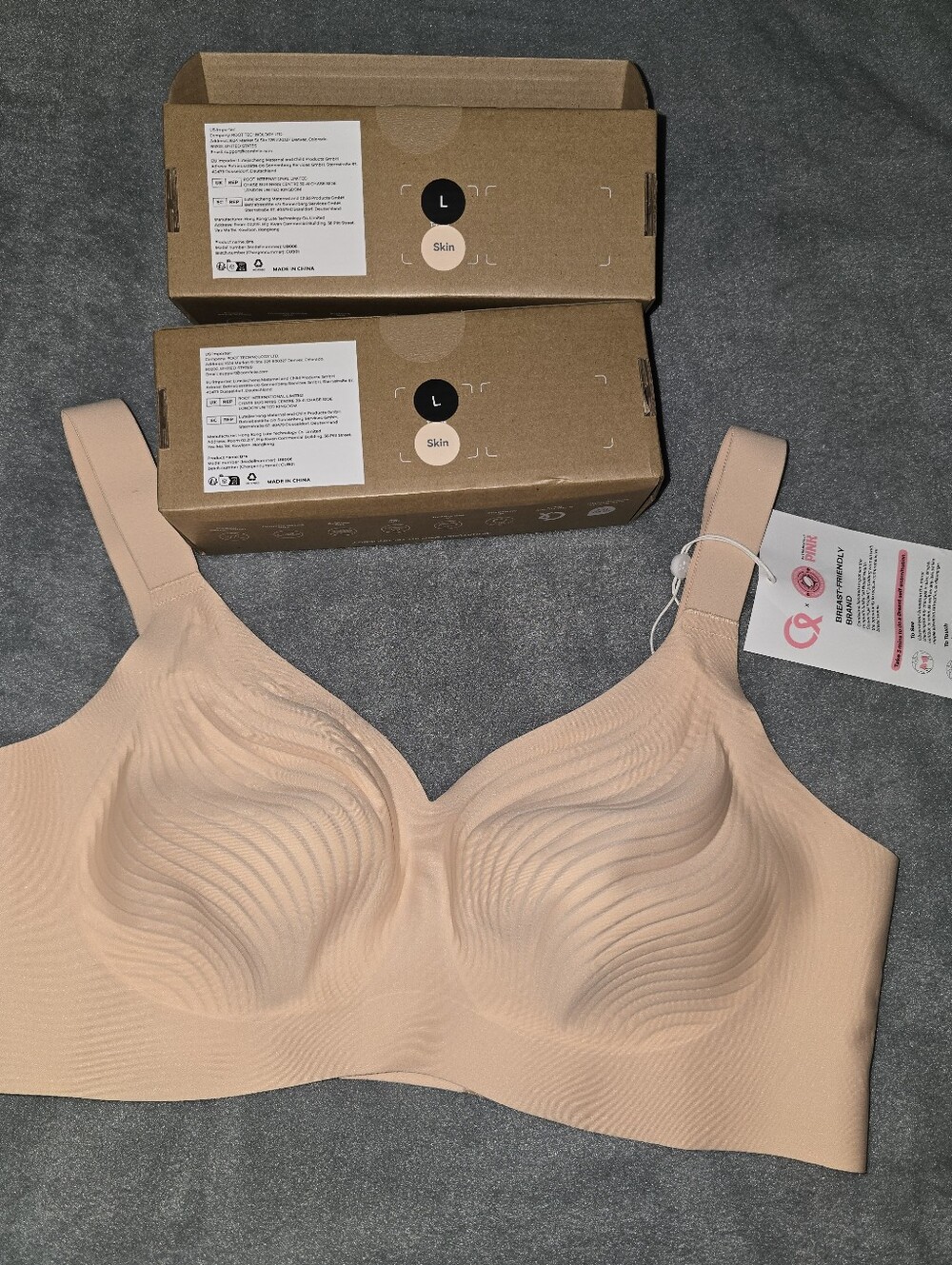 Lot of 2 Comfelie comfortable seamless minimizer bras LARGE